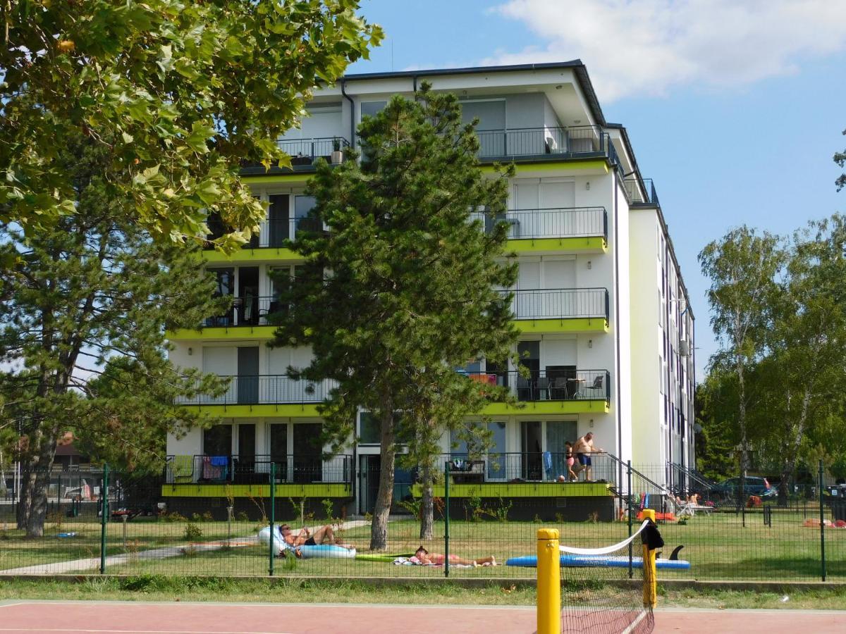 Katamaran Lejlighed Siófok Eksteriør billede